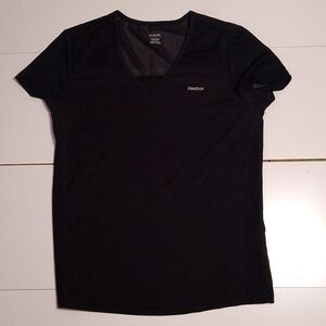 Black athletic Reebok t-shirt. Size medium mesh shoulders  play dry fabric